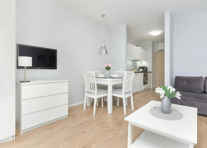 Apartament Przytulne Z Balkonem & Parkingiem By Rent Like